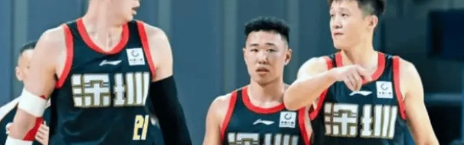 kaiyun app-媒体人：贺希宁终于有真球星的模样，深圳打硬仗真是不怂