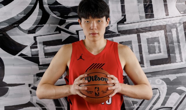 开云官网下载-苏群：开拓者出售说明NBA球队越来越值钱 杨瀚森赶上懂体育新老板