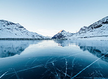 开云下载-花生：S15的T1像是丝血的时候喝了药水，很极限